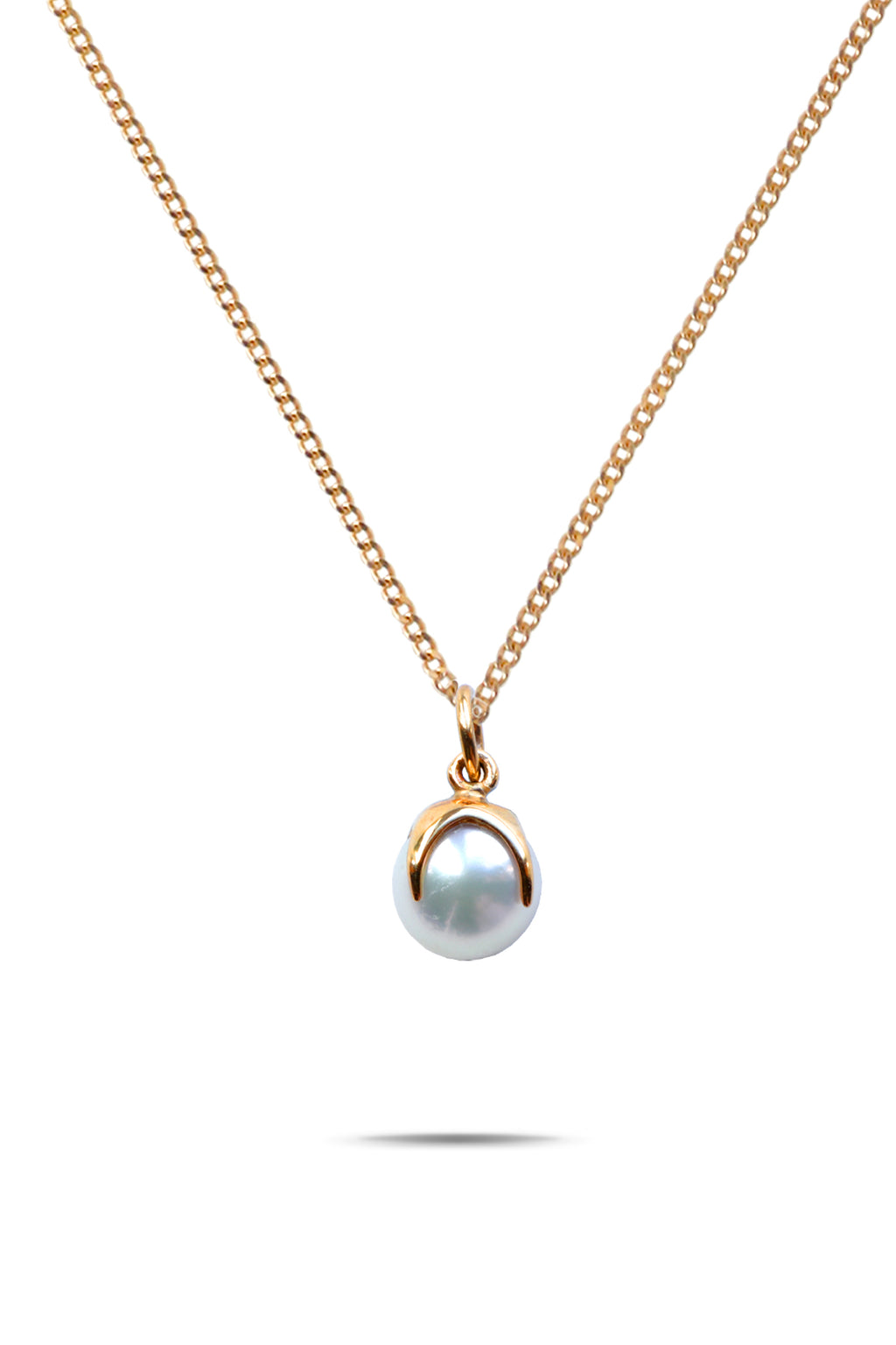 9ct Gold Pearl Claw Pendant
