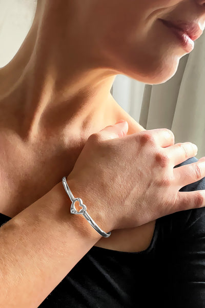 Diamond Heart Silver bangle – NinaBreddal