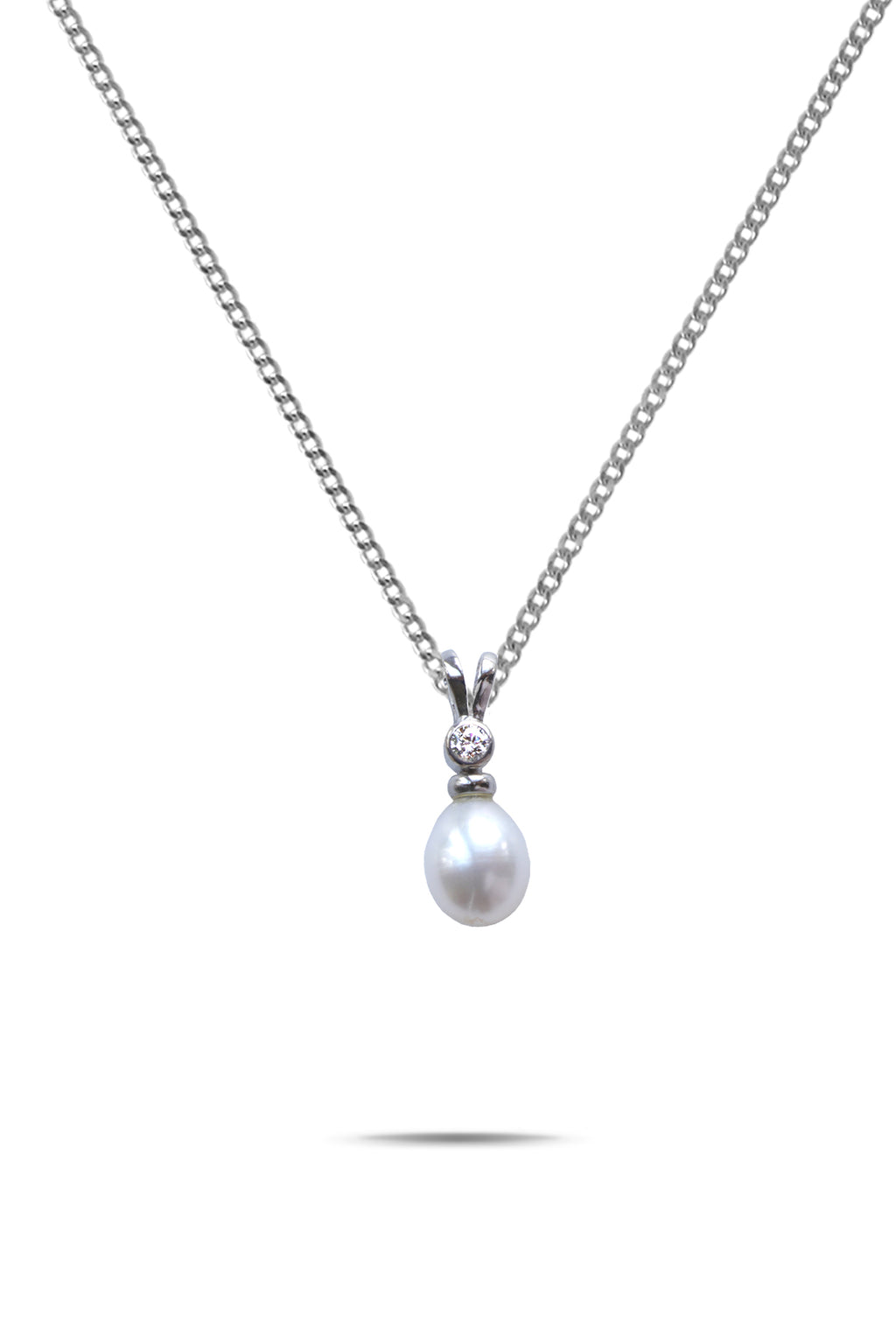 White Gold Diamond Freshwater Pearl Pendant