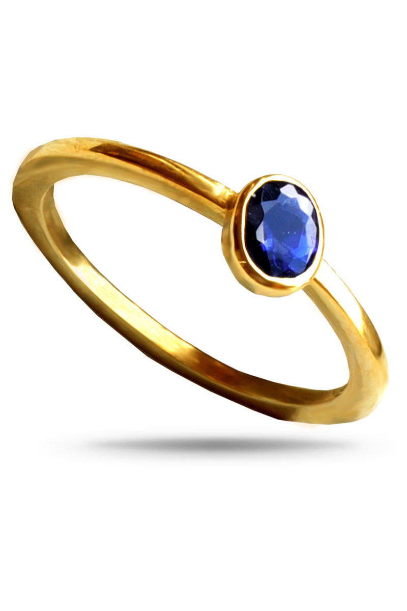 9ct Gold Oval Iolite Ring