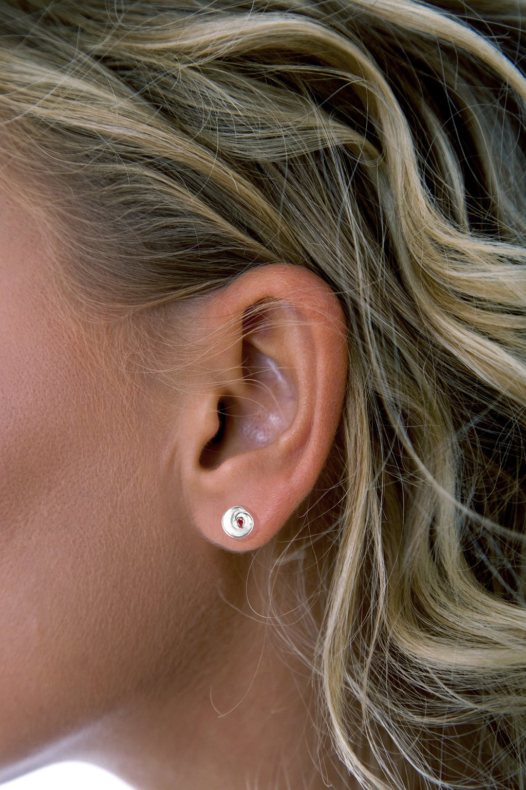 Silver Swirl Stud Earrings with Garnet