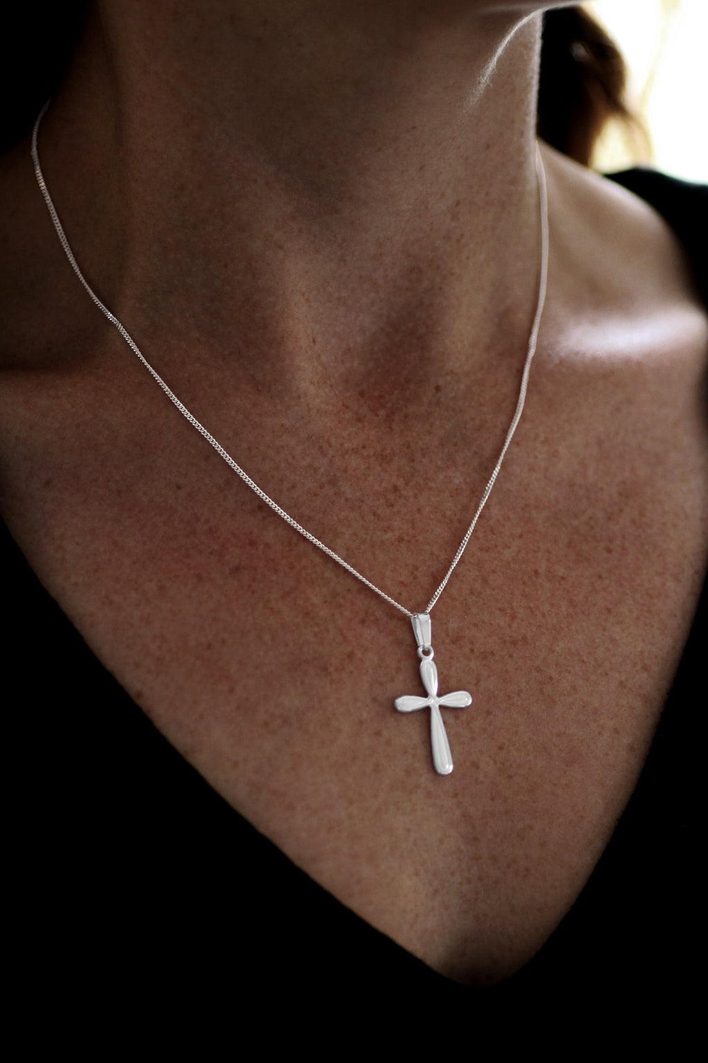 Silver Rounded Cross Pendant