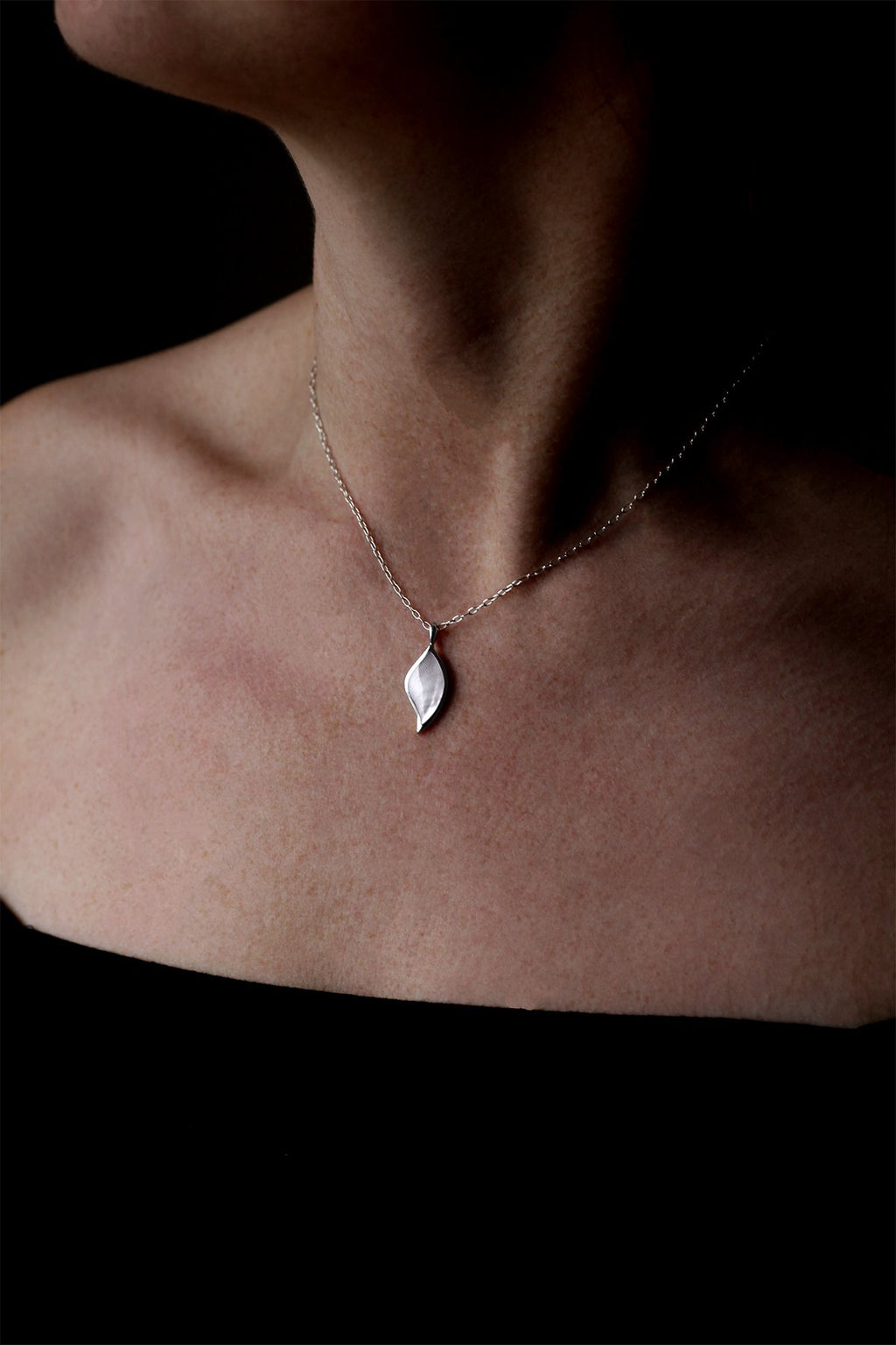Silver Mother of Pearl soft leaf pendant