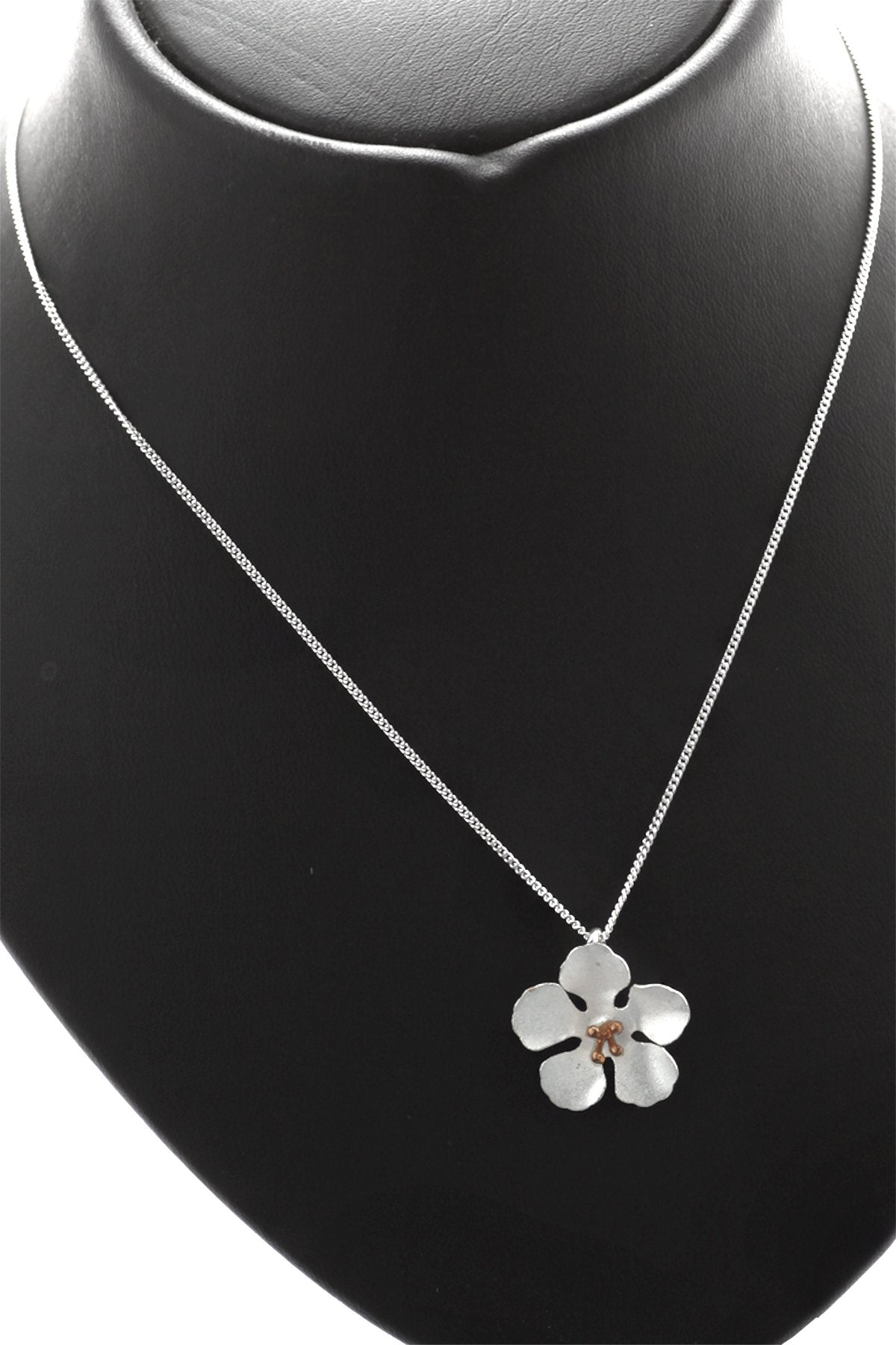 Large Matt Silver Flower Pendant – NinaBreddal