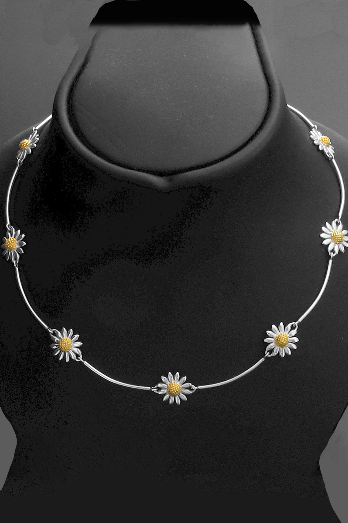 Buy Pressed Flower Necklace, Dry Daisy Pendant, Long Pendant Necklace, Bee  Necklace, Resin Jewellery, Real Dry Flower Jewelry, Boho Necklace UK Online  in India - Etsy