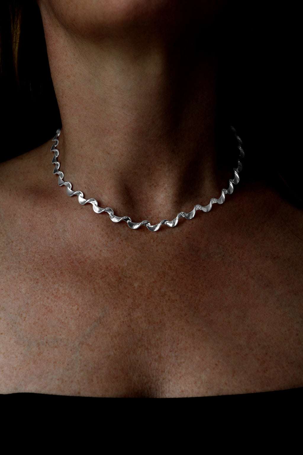 Silver Small Waves Necklet