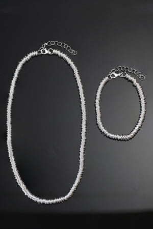 Silver Loop Chain Circles Necklace